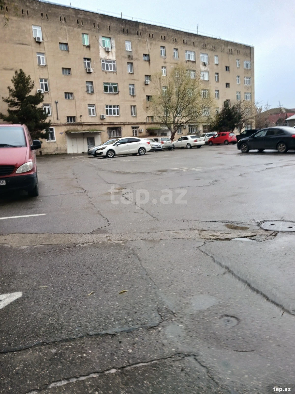 Satılır 3 otaqlı mənzil 75 m²