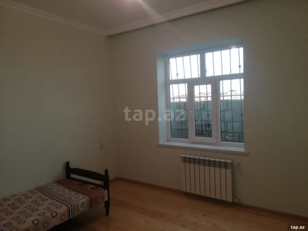 Satılır 4 otaqlı həyət evi 90 m²