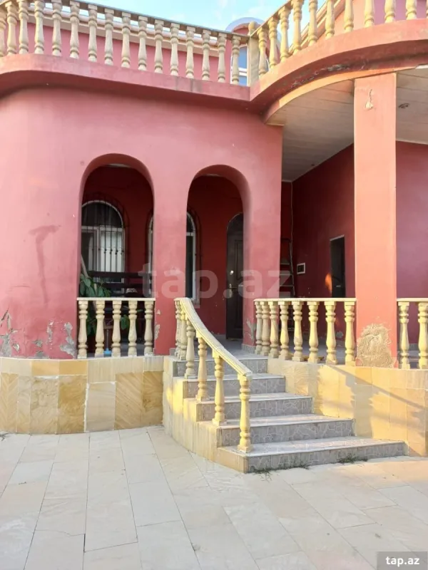 Satılır 3 otaqlı həyət evi 150 m²