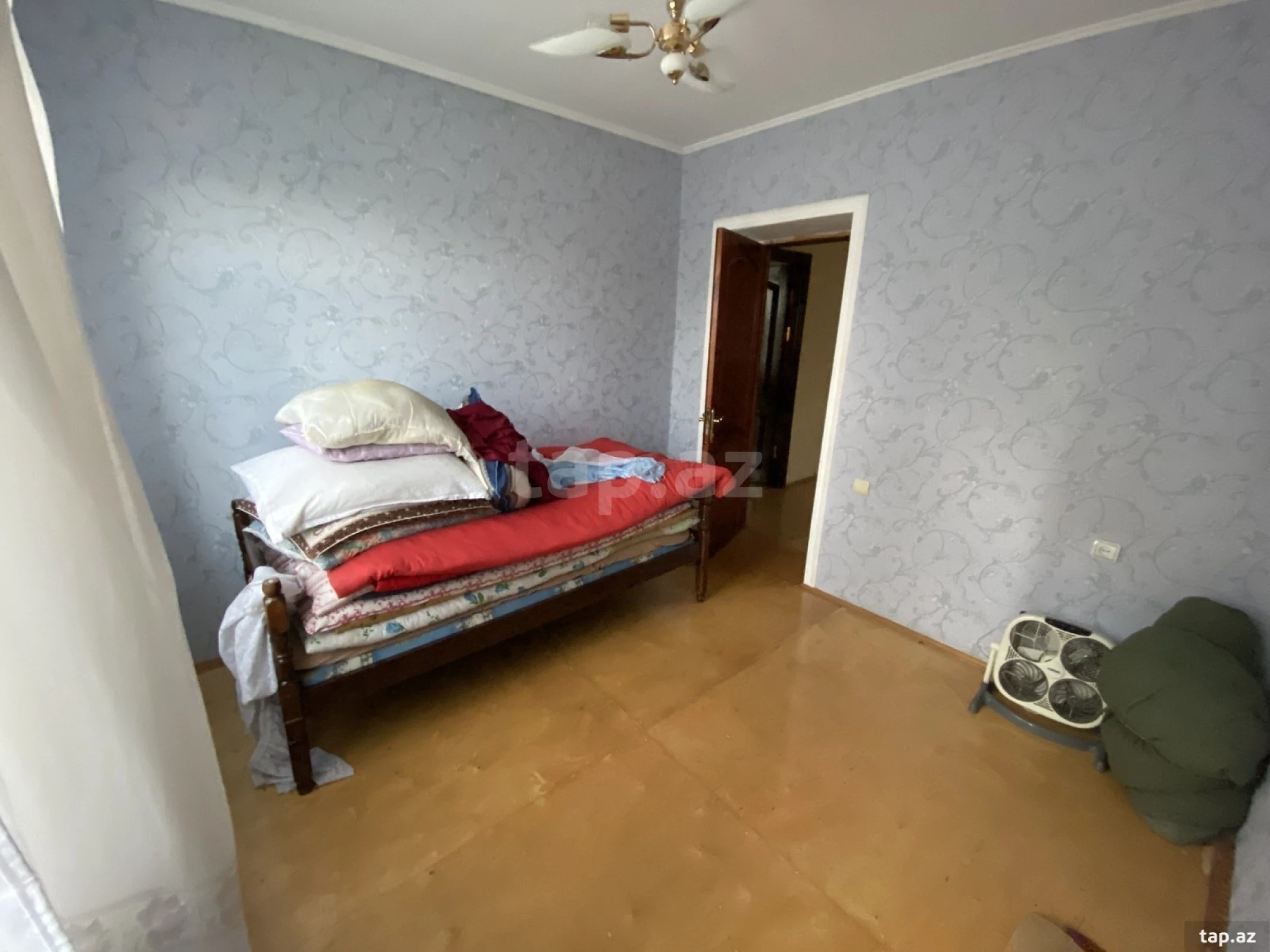 Satılır 4 otaqlı həyət evi 100 m²