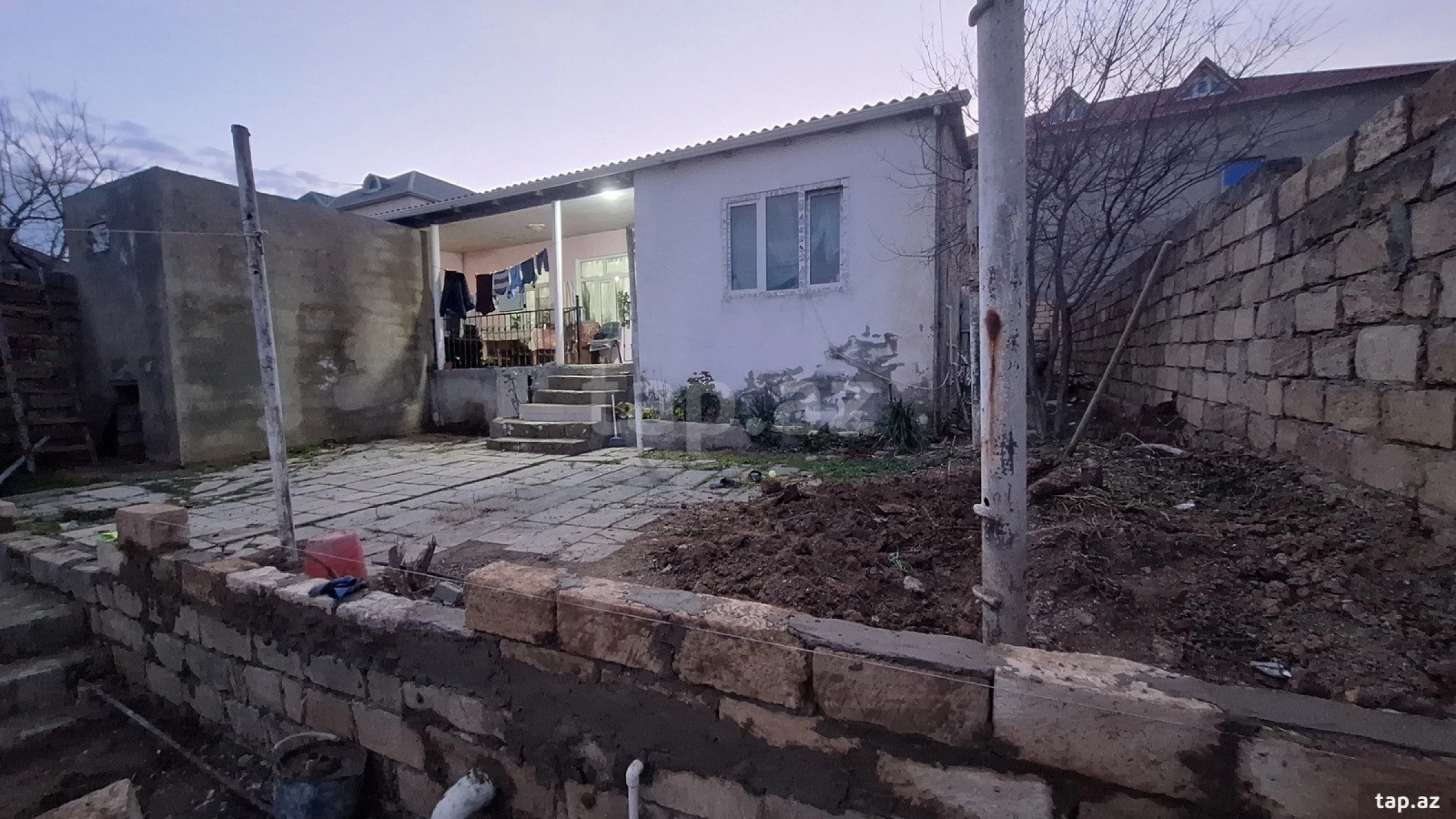 Satılır 4 otaqlı həyət evi 120 m²