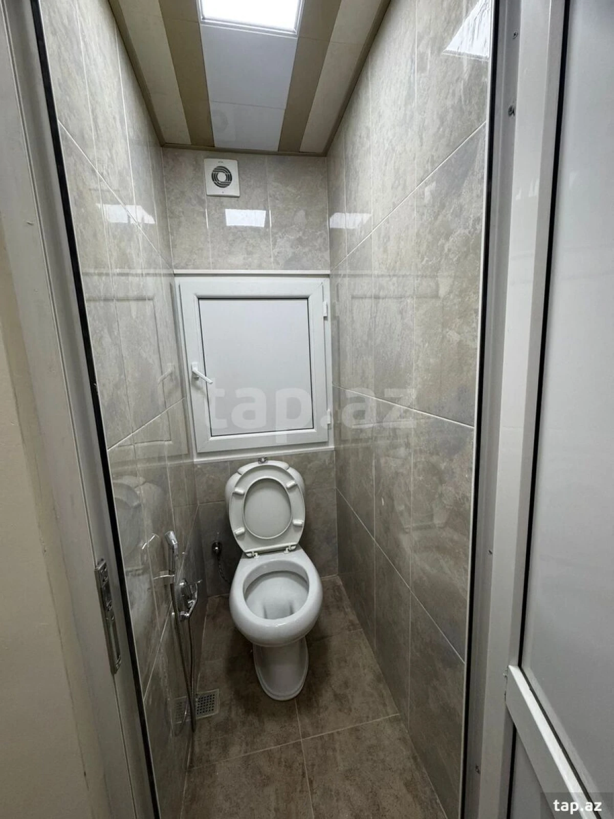 Satılır 1 otaqlı mənzil 40 m²