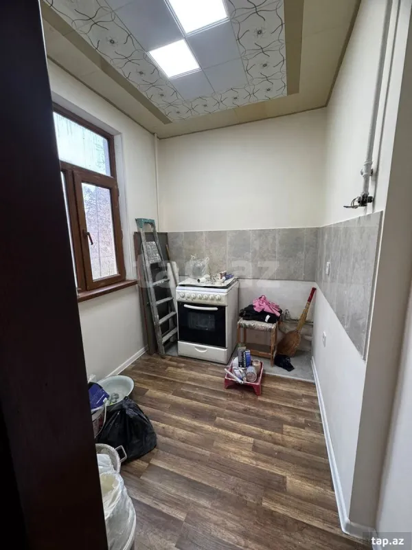 Satılır 1 otaqlı mənzil 40 m²