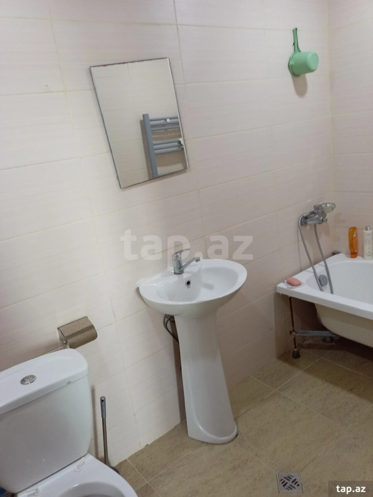 Satılır 2 otaqlı yeni tikili 75 m²