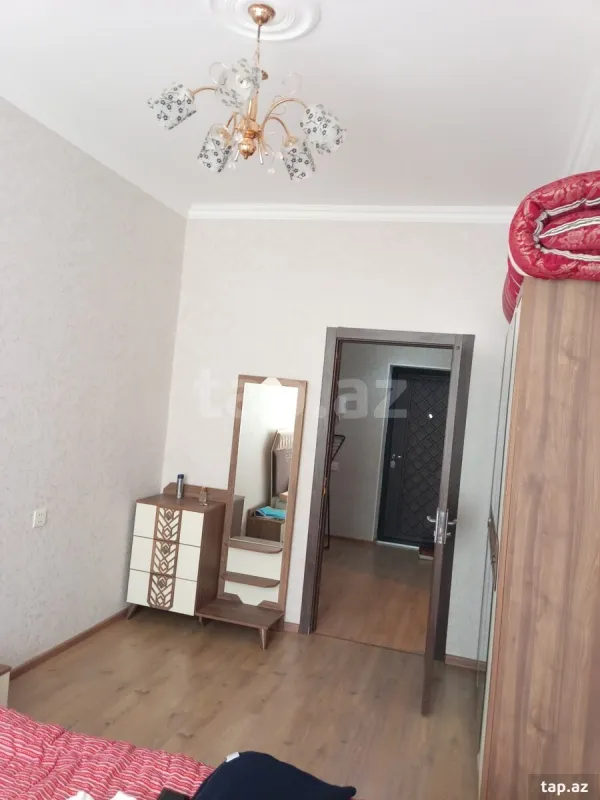 Satılır 2 otaqlı yeni tikili 75 m²