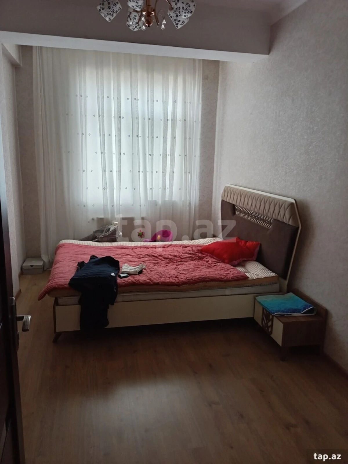 Satılır 2 otaqlı yeni tikili 75 m²