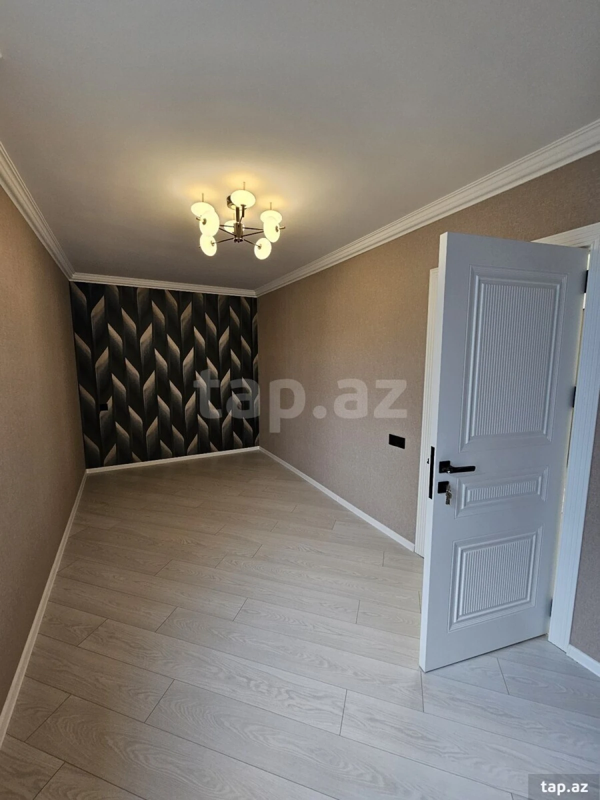 Satılır 3 otaqlı mənzil 50 m²