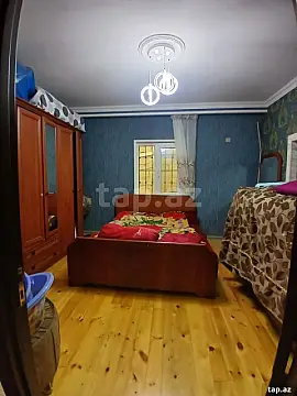 Satılır 4 otaqlı həyət evi 100 m²