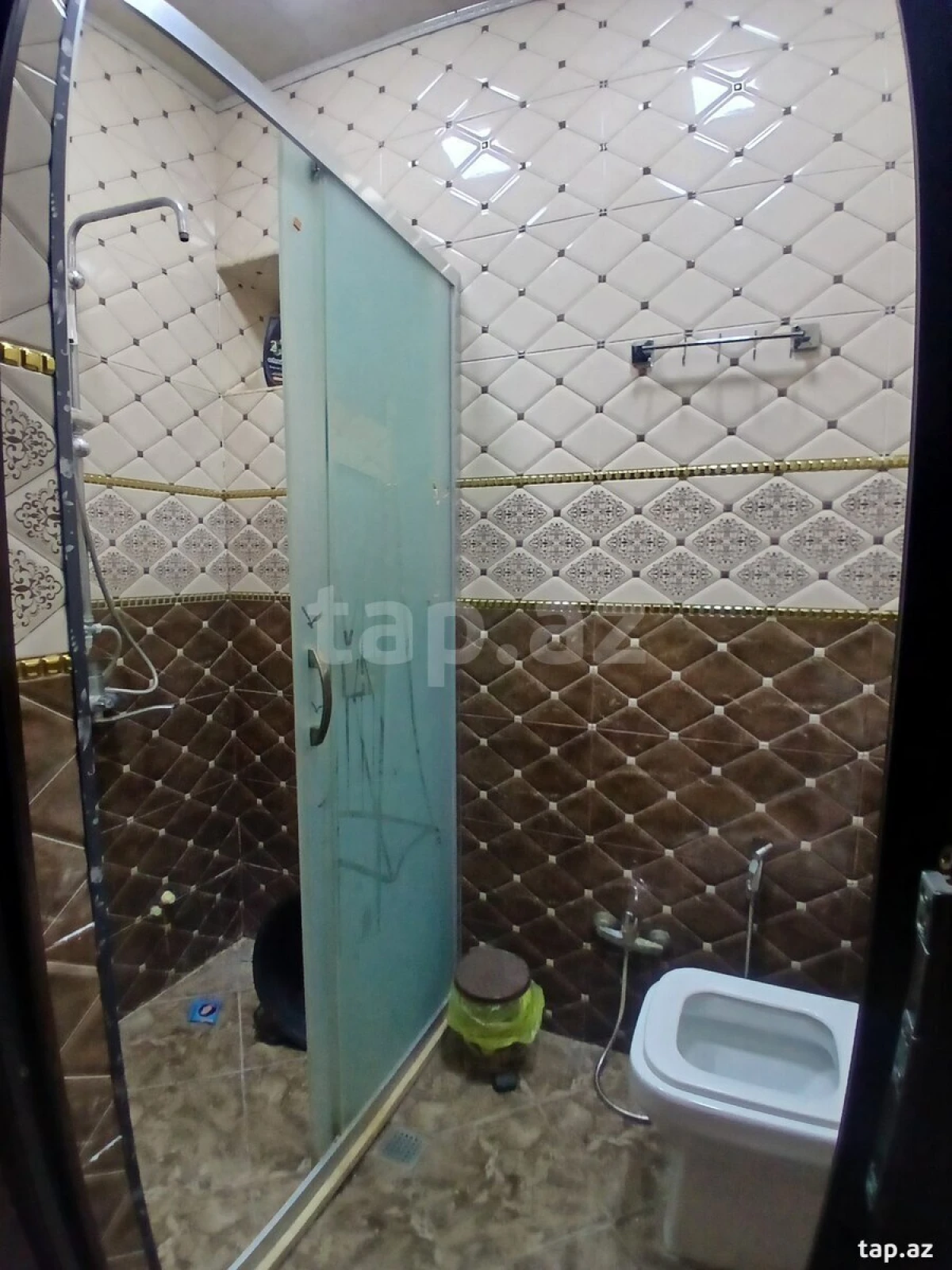 Satılır 4 otaqlı həyət evi 100 m²