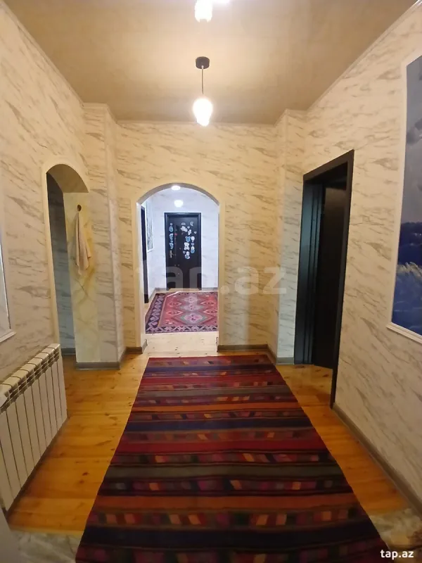 Satılır 4 otaqlı həyət evi 100 m²