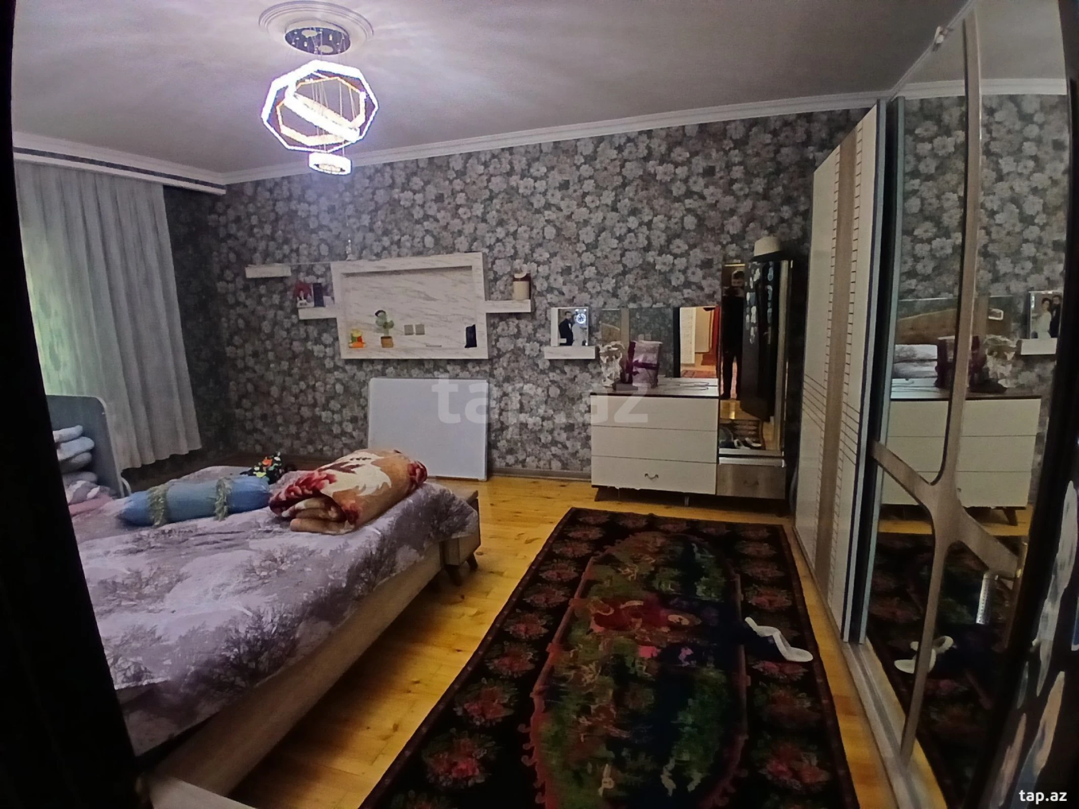 Satılır 4 otaqlı həyət evi 100 m²