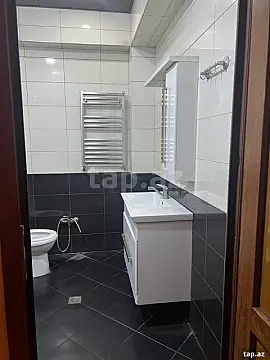 Kirayə verilir 2 otaqlı yeni tikili 72 m²