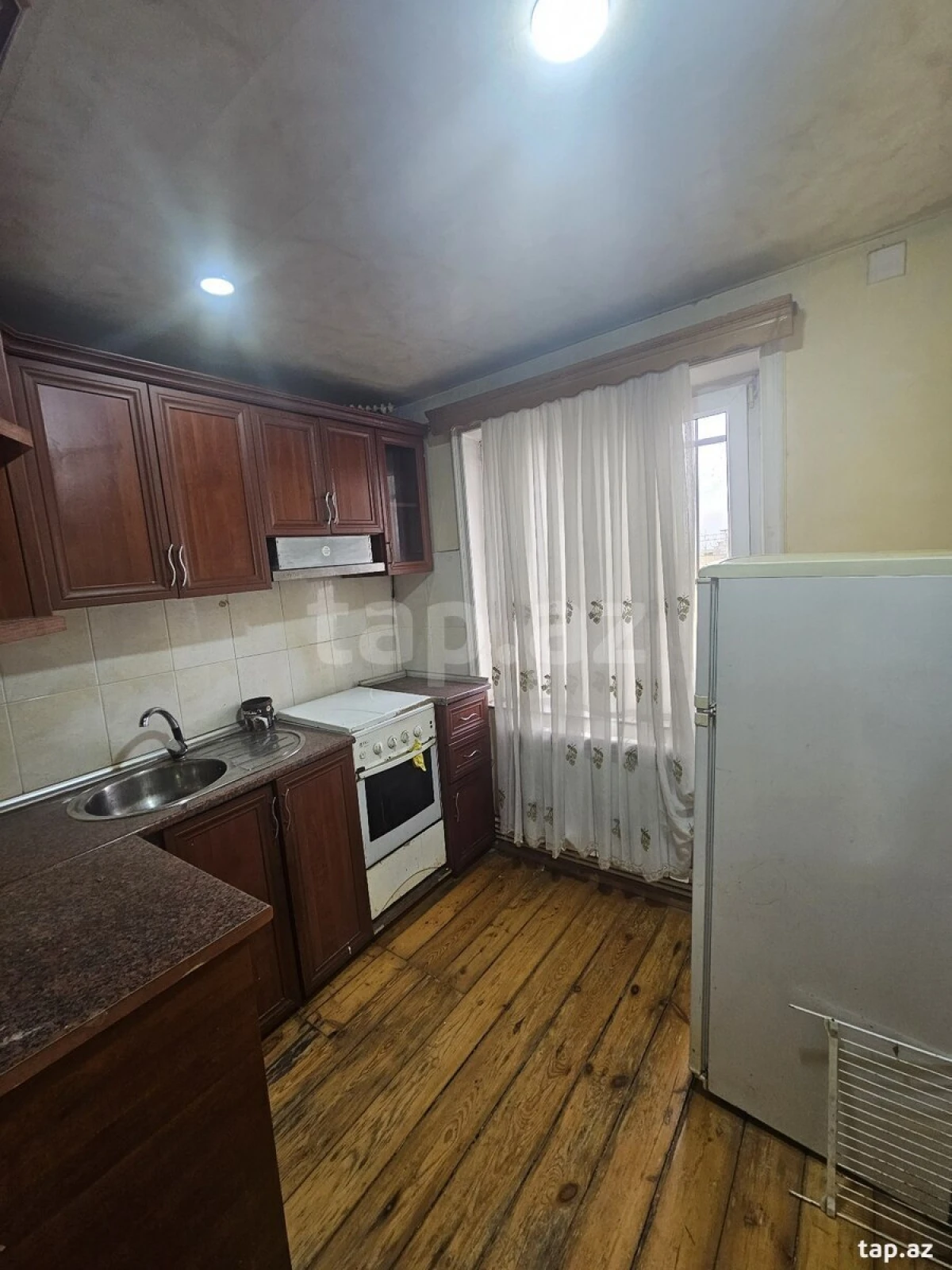 Satılır 2 otaqlı mənzil 50 m²