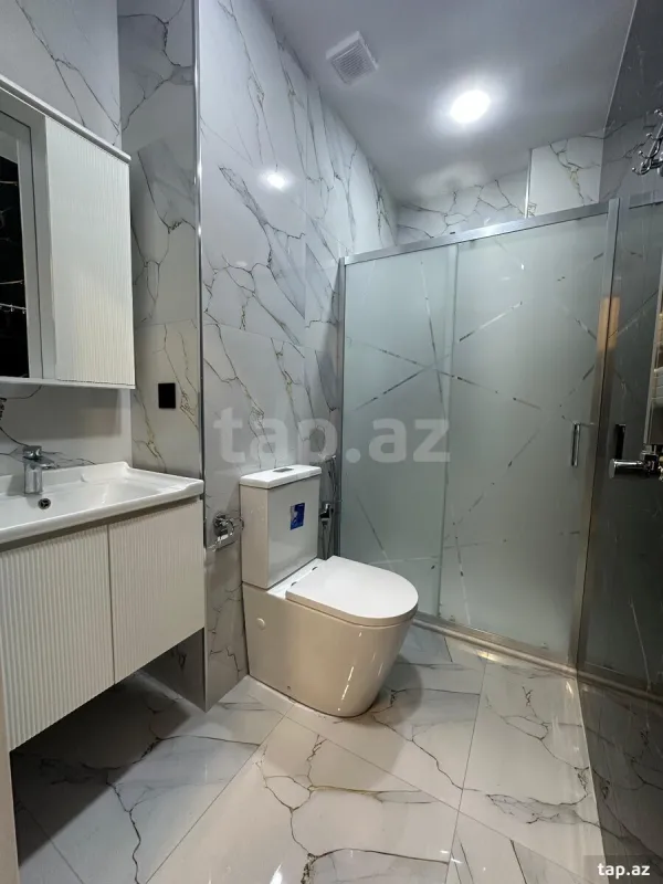 Kirayə verilir 2 otaqlı yeni tikili 50 m²