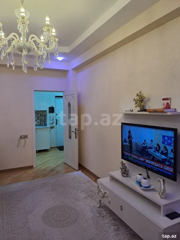 Kirayə verilir 2 otaqlı yeni tikili 55 m²