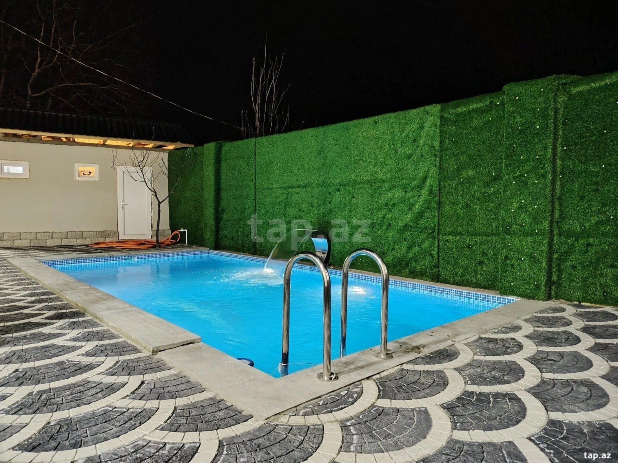 Satılır 4 otaqlı həyət evi 150 m²