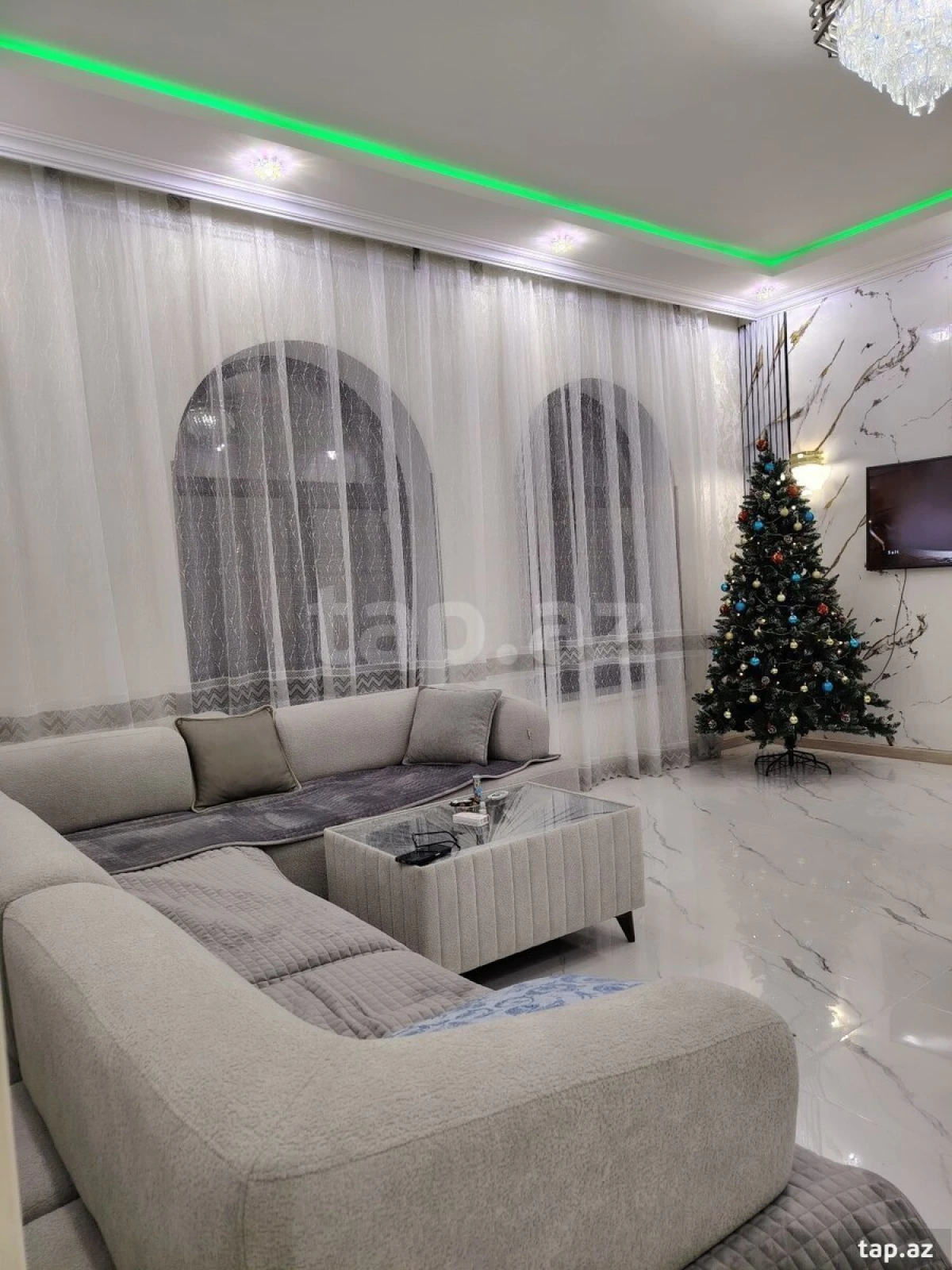 Satılır 5 otaqlı həyət evi 130 m²