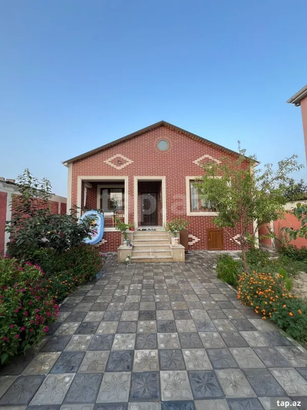 Satılır 4 otaqlı həyət evi 120 m²