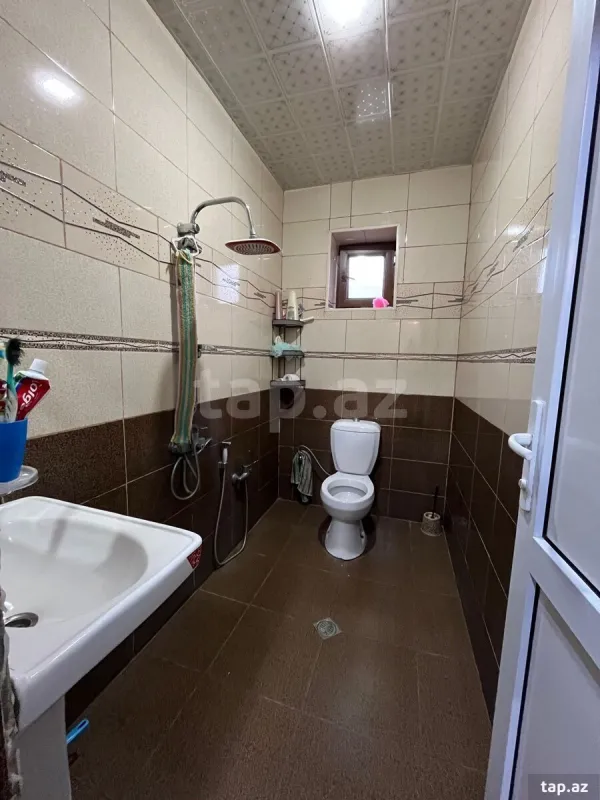 Satılır 4 otaqlı həyət evi 120 m²
