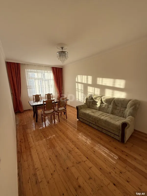 Kirayə verilir 2 otaqlı mənzil 65 m²