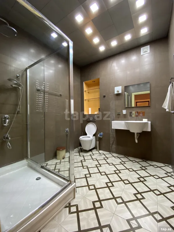 Satılır 2 otaqlı yeni tikili 91 m²