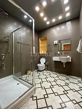 Satılır 2 otaqlı yeni tikili 91 m²