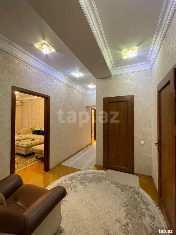 Satılır 2 otaqlı yeni tikili 81 m²