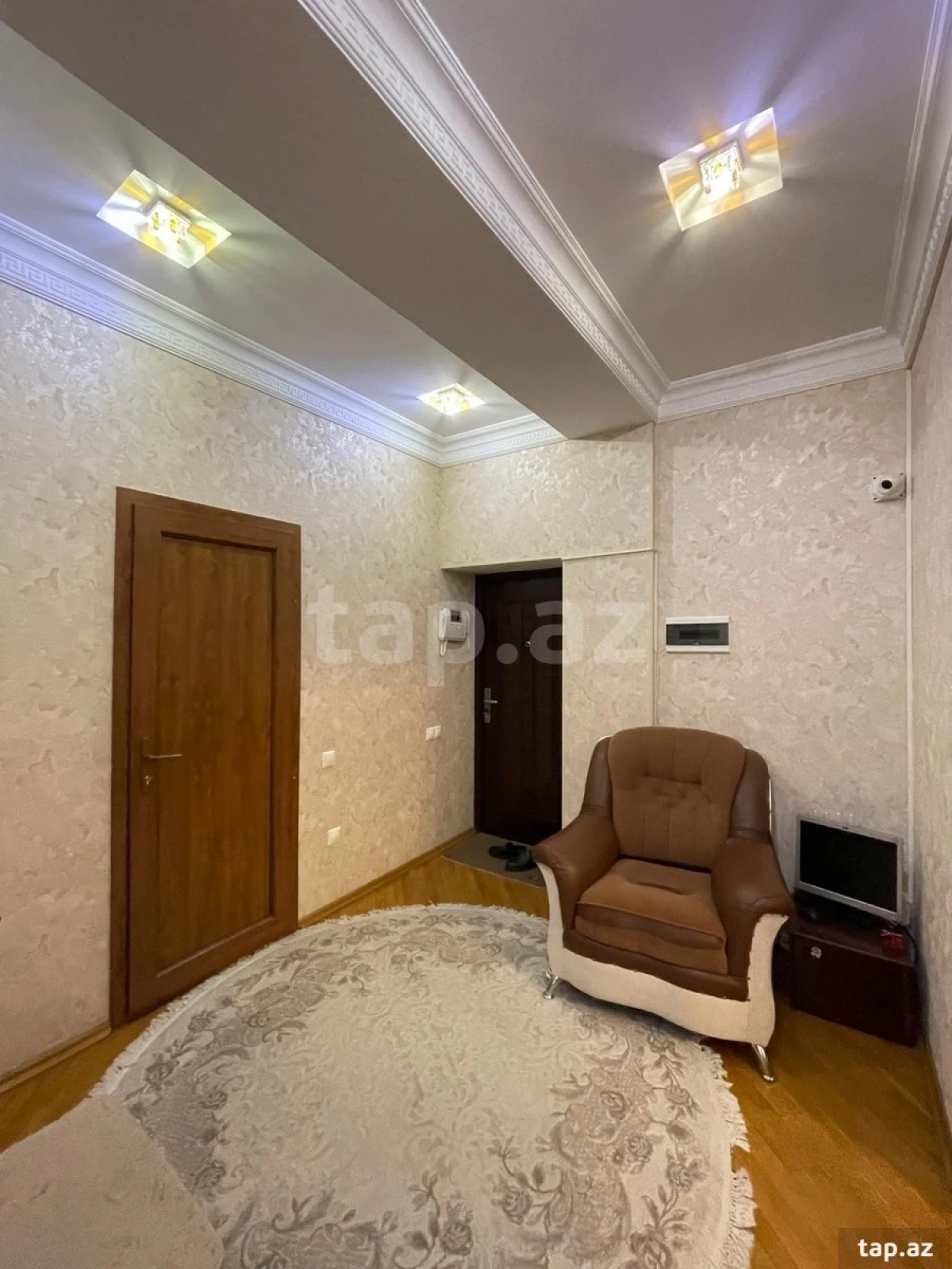 Satılır 2 otaqlı yeni tikili 81 m²