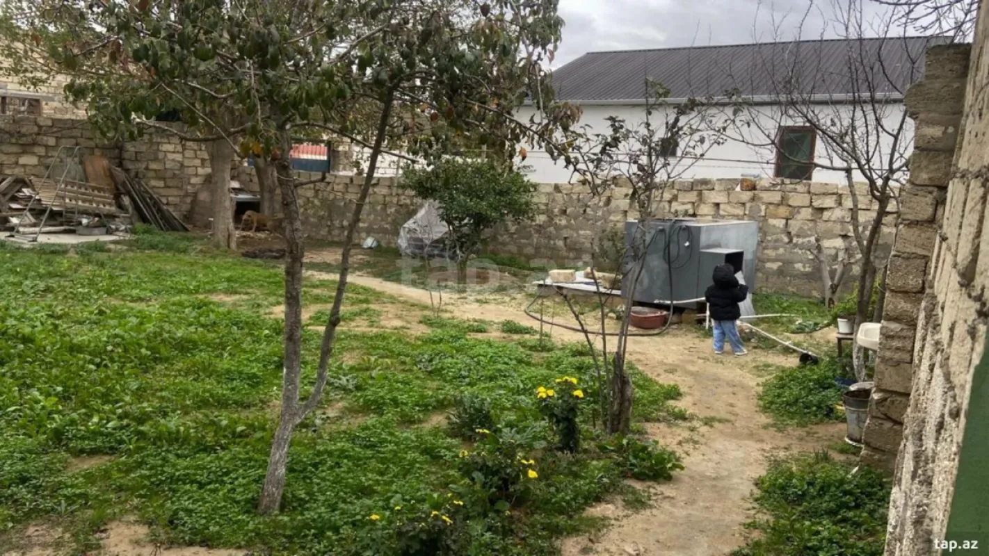 Satılır 3 otaqlı həyət evi 120 m²