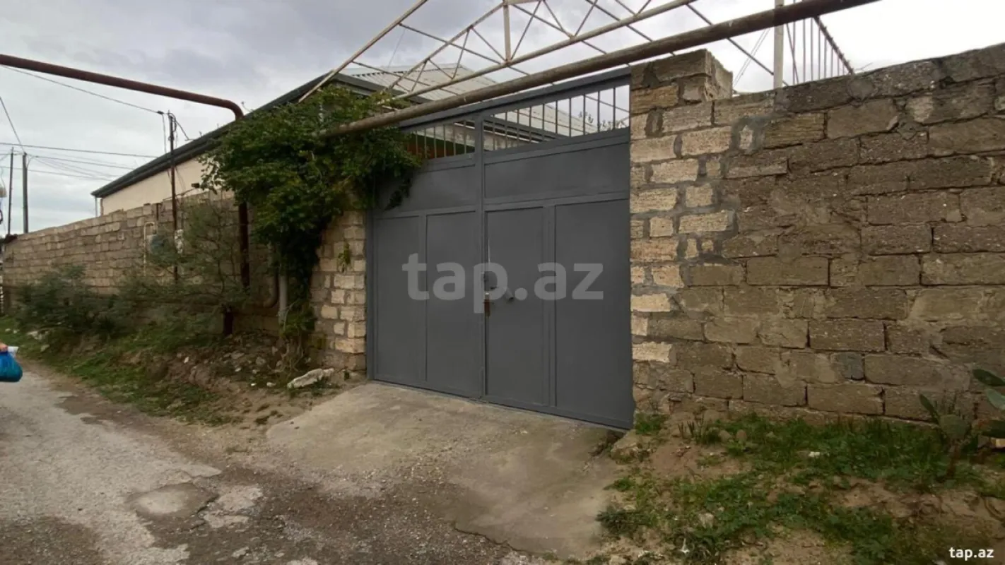Satılır 3 otaqlı həyət evi 120 m²