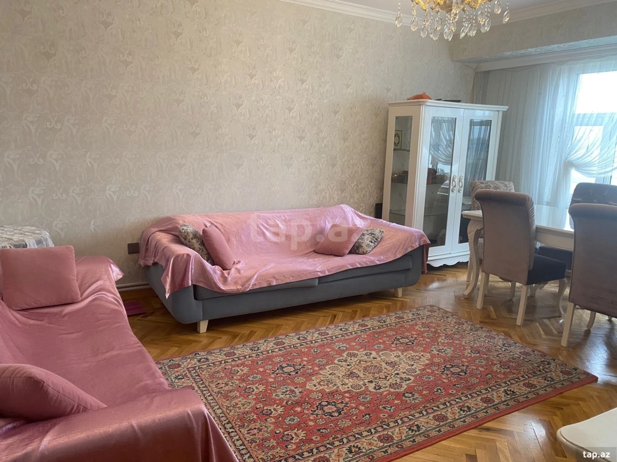 Kirayə verilir 4 otaqlı mənzil 100 m²