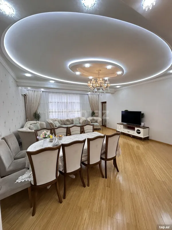 Satılır 4 otaqlı yeni tikili 183 m²