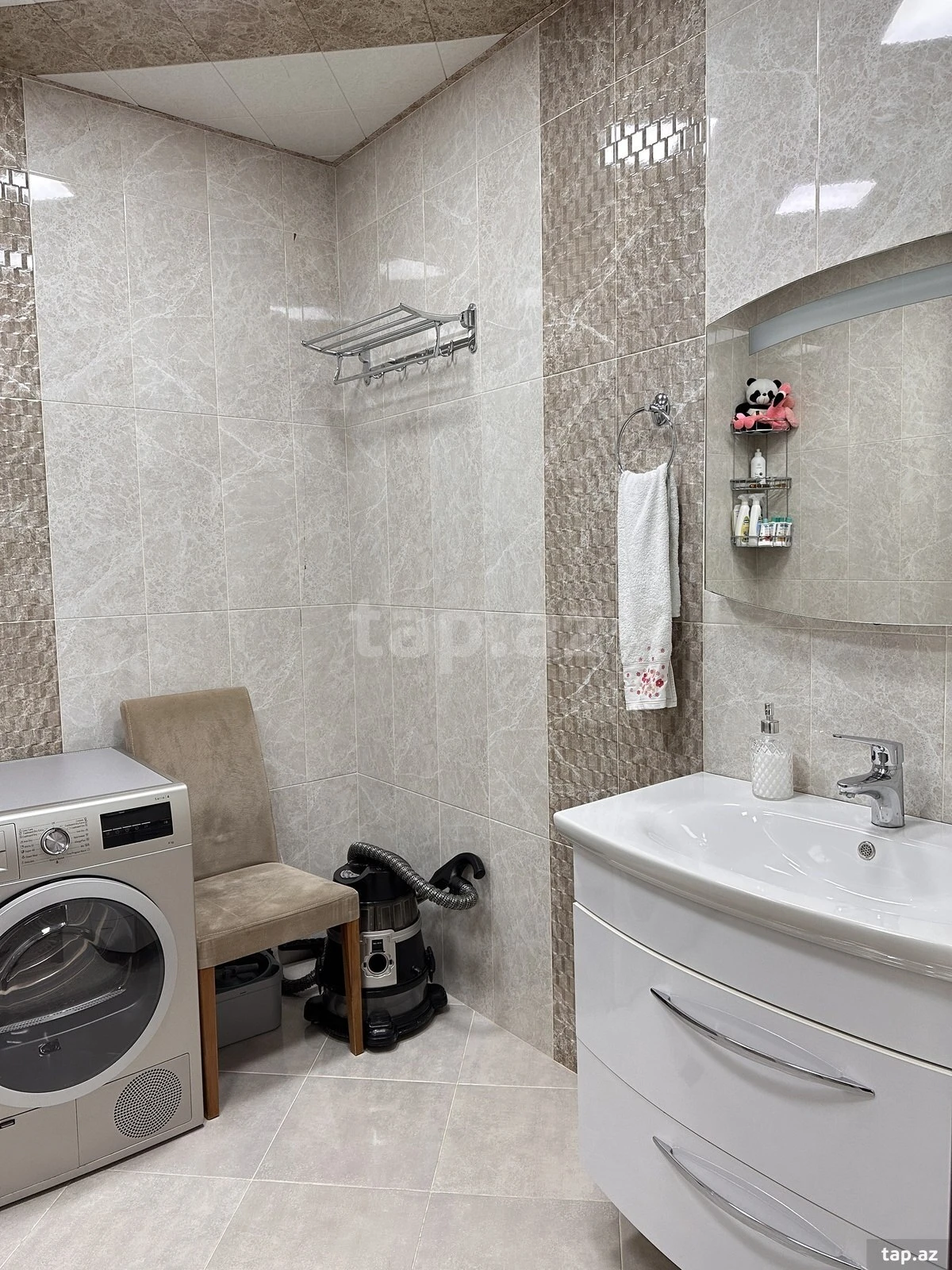 Satılır 4 otaqlı yeni tikili 183 m²