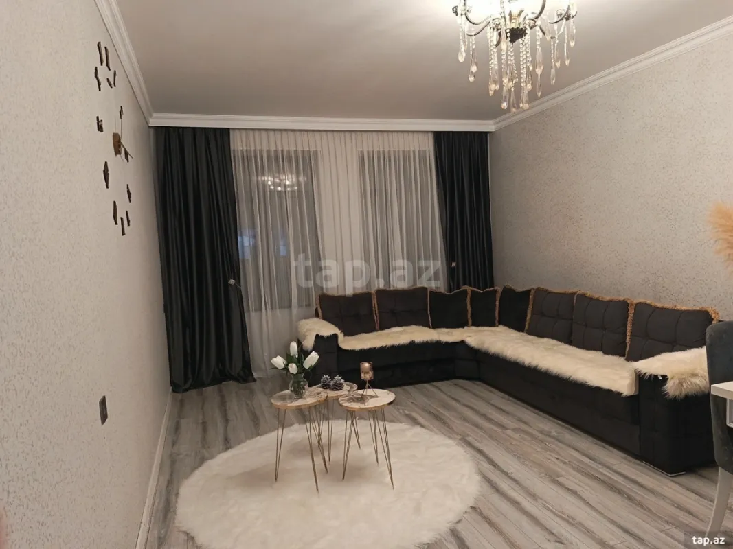Satılır 6 otaqlı həyət evi 200 m²