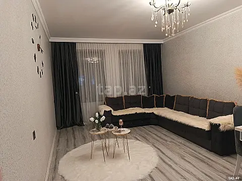 Satılır 6 otaqlı həyət evi 200 m²