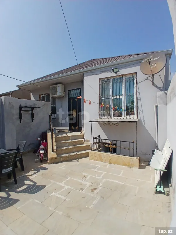Satılır 3 otaqlı həyət evi 160 m²