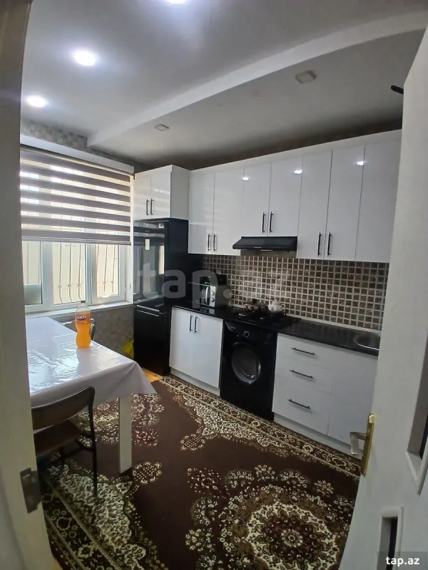 Satılır 3 otaqlı həyət evi 160 m²