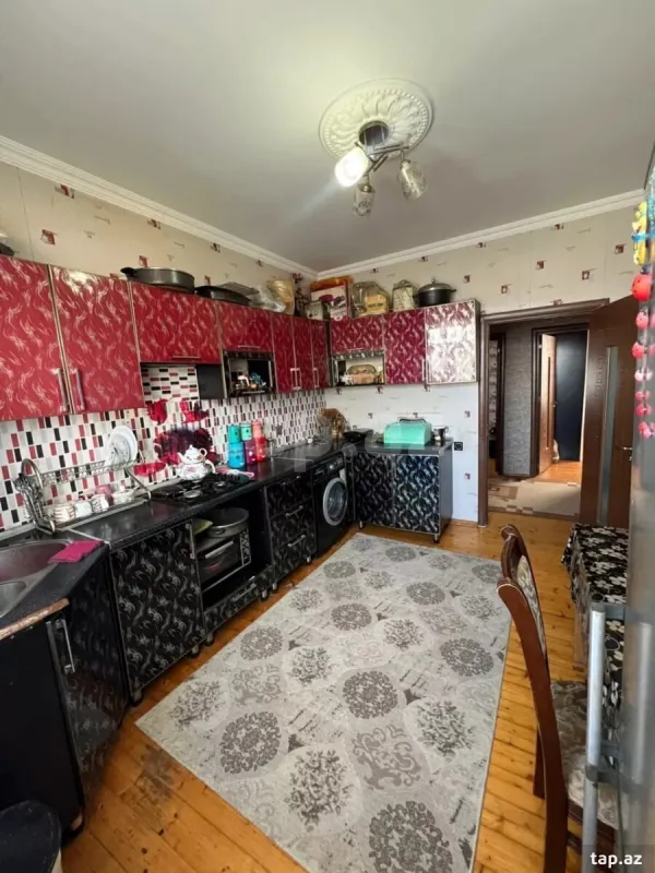 Satılır 6 otaqlı həyət evi 160 m²