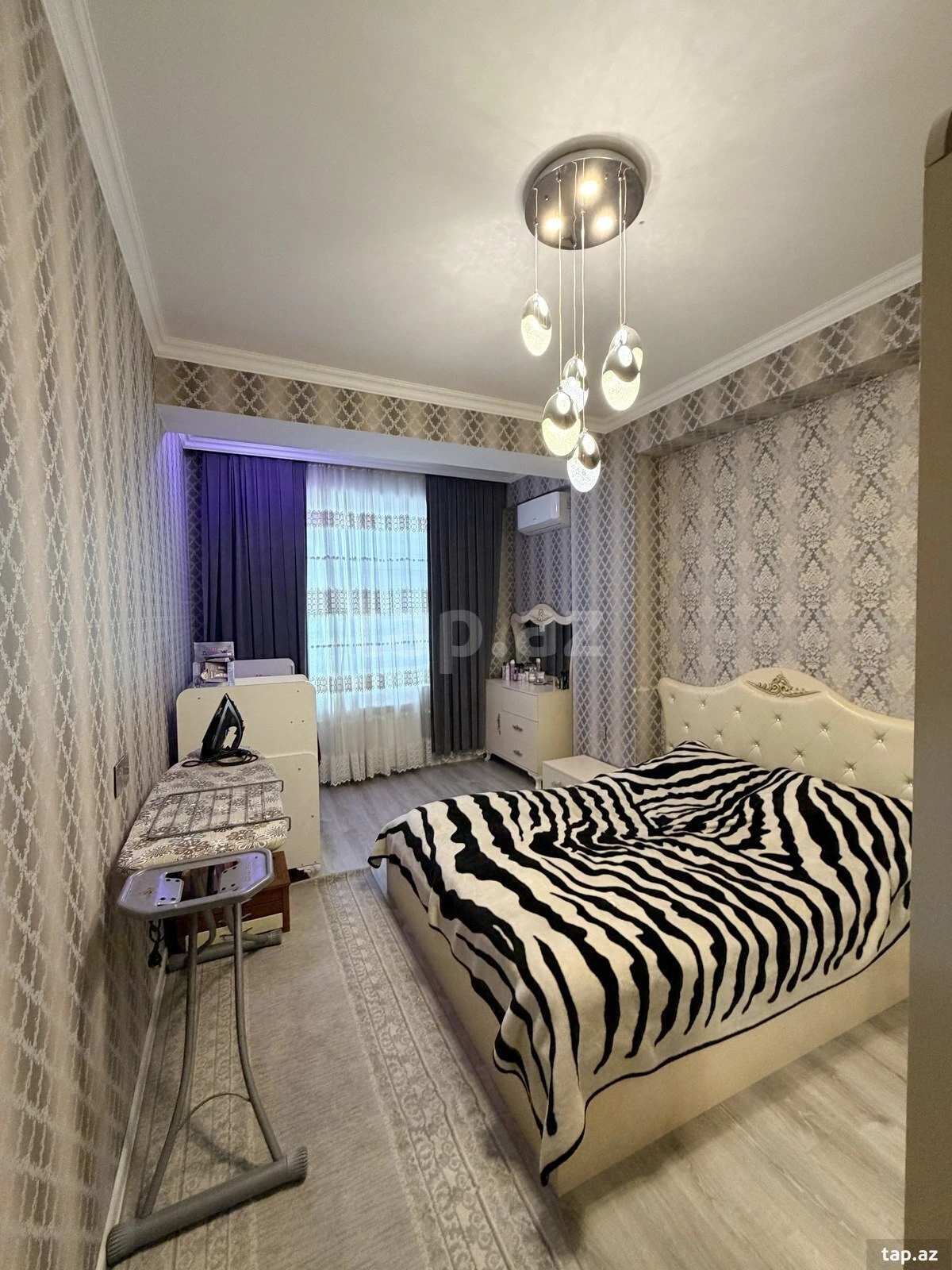 Satılır 3 otaqlı yeni tikili 74 m²