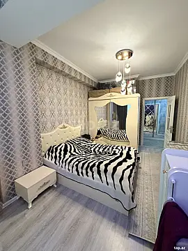 Satılır 3 otaqlı yeni tikili 74 m²