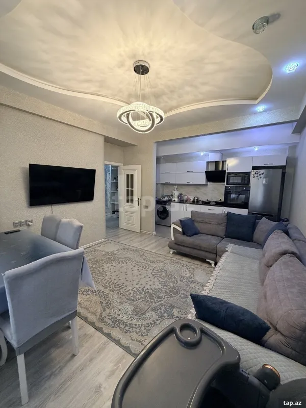 Satılır 3 otaqlı yeni tikili 74 m²