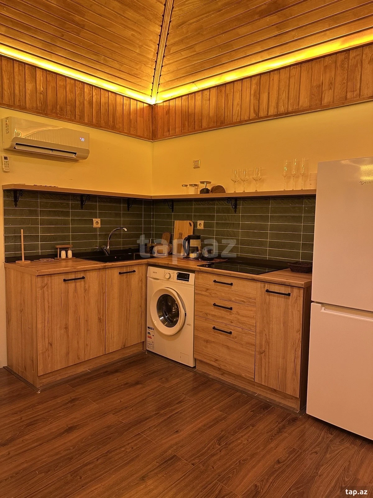 Kirayə verilir 1 otaqlı həyət evi 60 m²