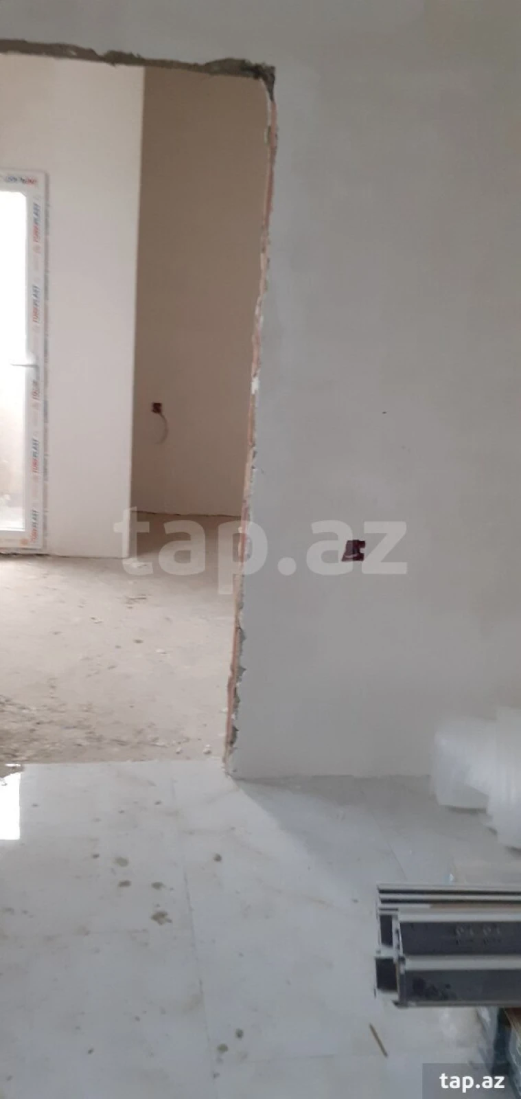 Satılır 3 otaqlı yeni tikili 90 m²