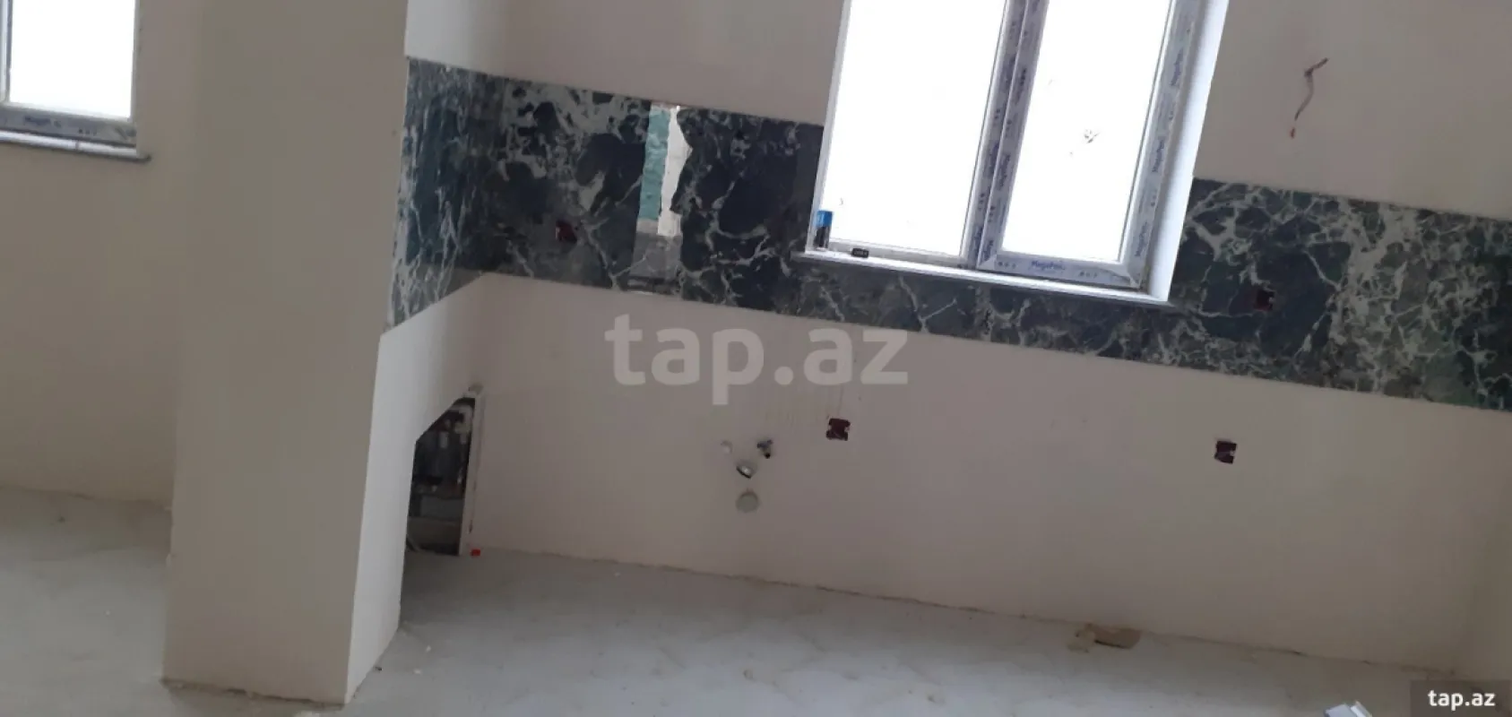 Satılır 3 otaqlı yeni tikili 90 m²