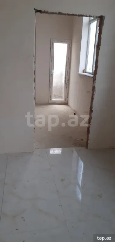 Satılır 3 otaqlı yeni tikili 90 m²