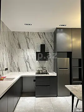 Kirayə verilir 3 otaqlı yeni tikili 100 m²