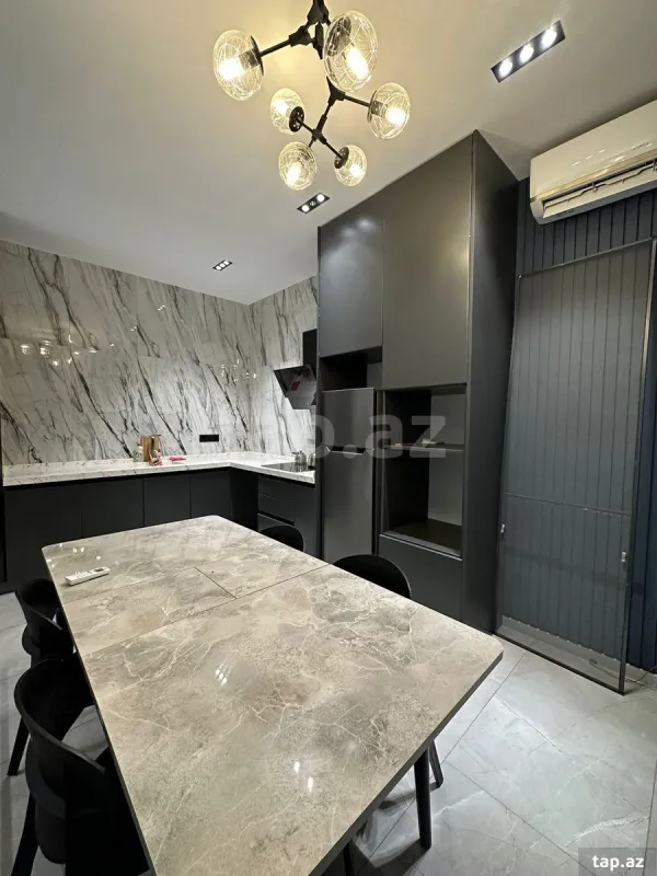 Kirayə verilir 3 otaqlı yeni tikili 100 m²