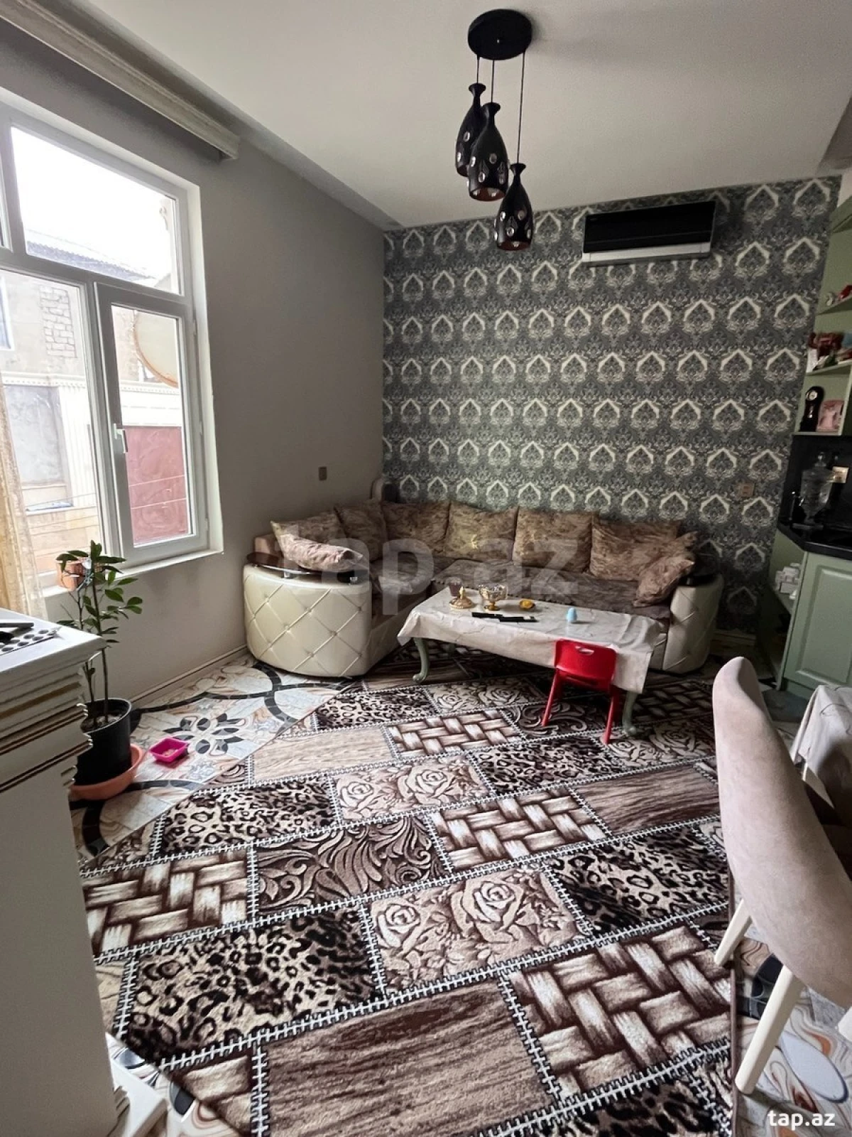 Satılır 5 otaqlı həyət evi 200 m²