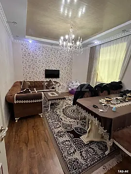 Satılır 5 otaqlı həyət evi 200 m²
