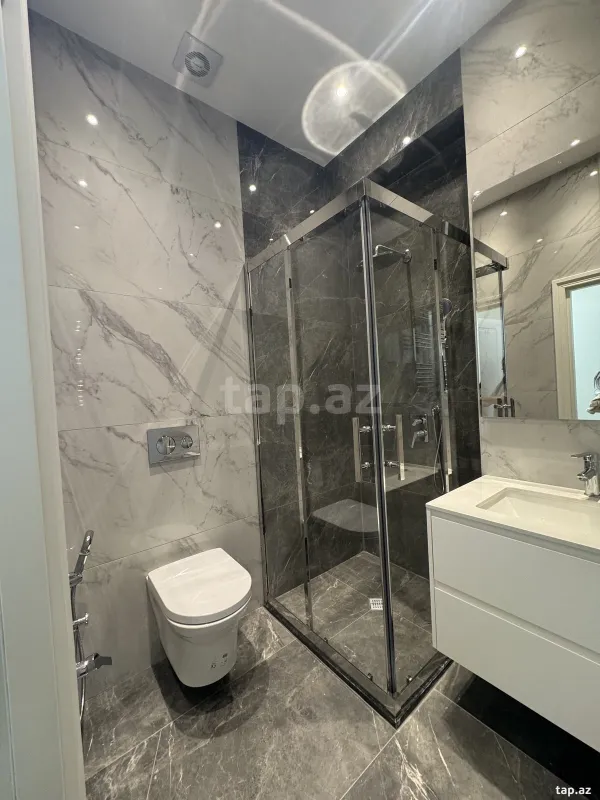 Kirayə verilir 2 otaqlı yeni tikili 60 m²